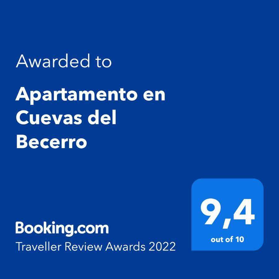 Apartamento en Cuevas del Becerro Exterior foto